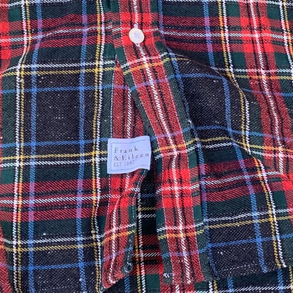 Frank & Eileen Eileen Relaxed Button-Up Shirt - Picture 4 of 13